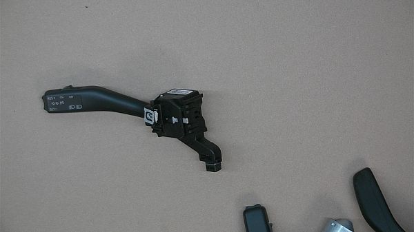 Bryter ratt blinklys / lys VW TOURAN (1T1, 1T2)