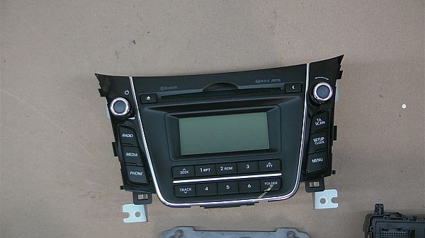 Audio HYUNDAI i30 Estate (GD)