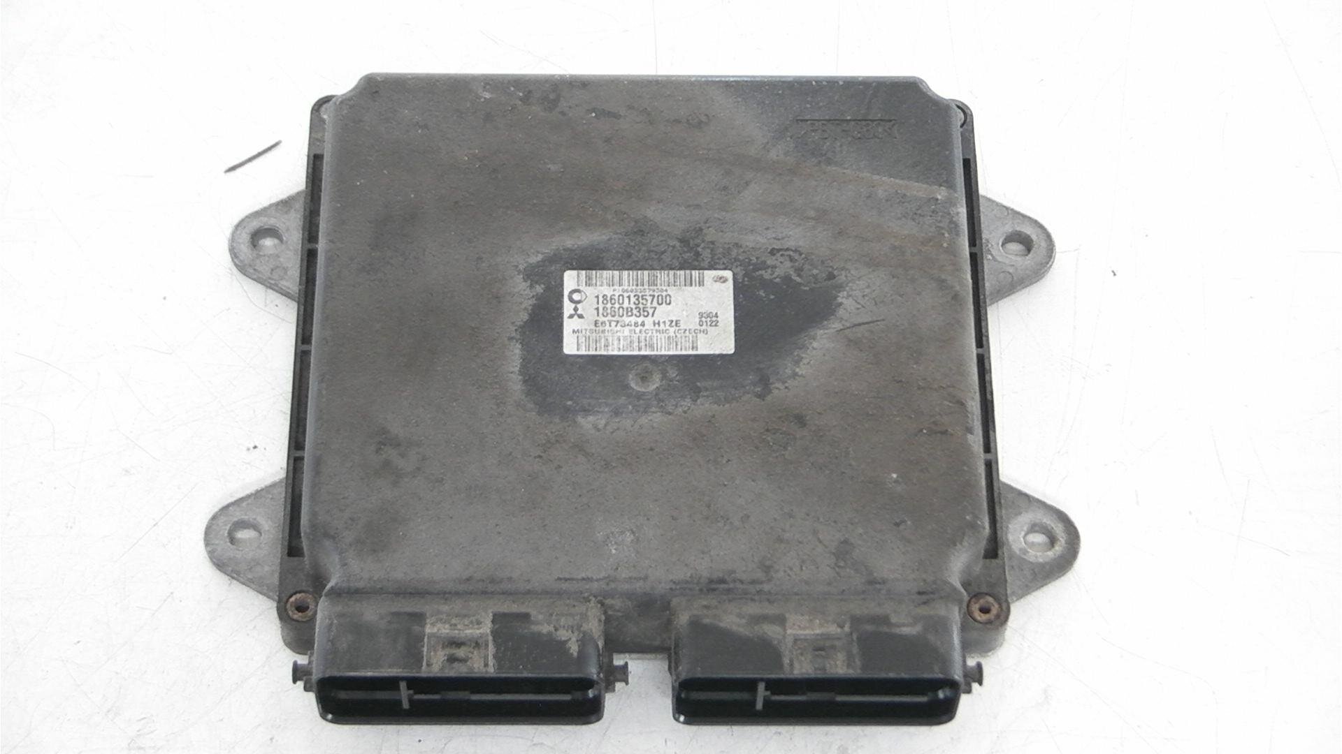 メイ Mitsubishi COLT VI (Z3_A, Z2_A) Engine control unit (ECU