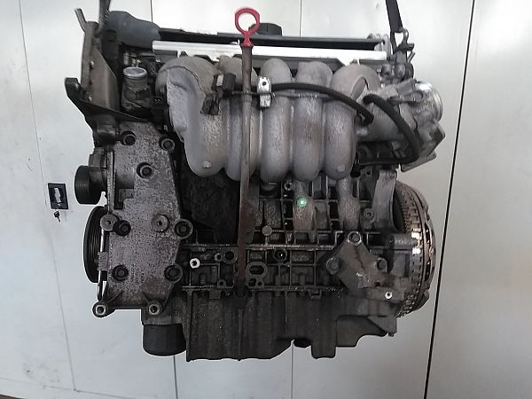 Motor VOLVO V70 Mk II (285)