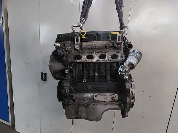 Motor OPEL CORSA E (X15)