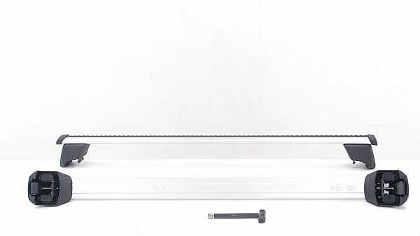 Roof transverse bars on the 'horns'