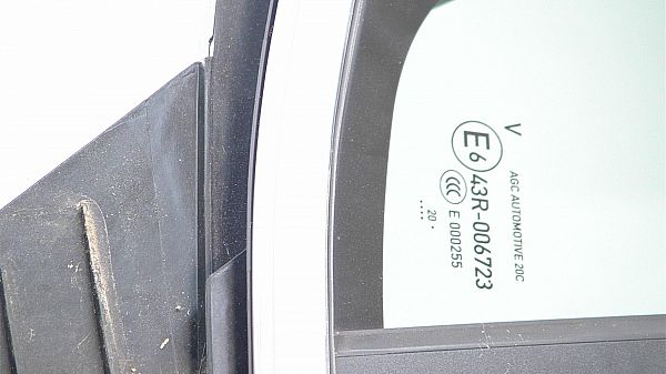 Szyba trójkątna OPEL CORSA F