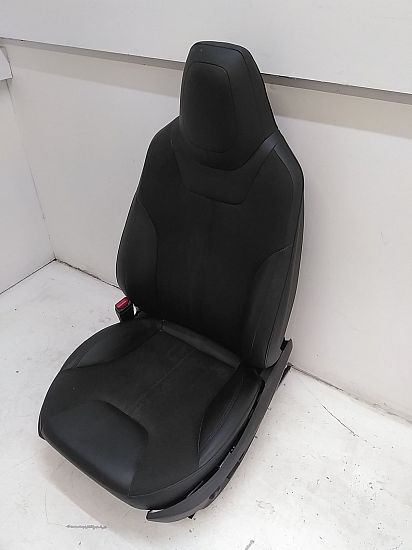sièges avant 4 portes TESLA