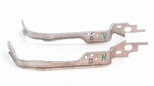 Forkofanger - indvendig del AUDI A6 (4A2, C8)