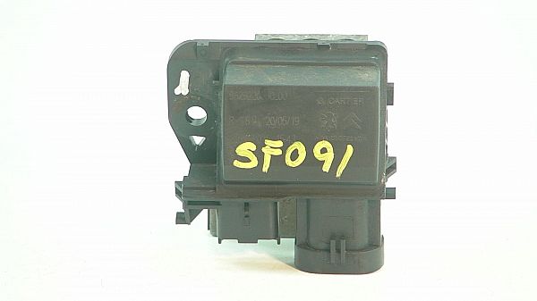 Heater blower resistor TOYOTA PROACE Van (MDZ_)