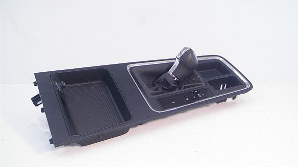 Gear cuff SEAT ATECA (KH7)