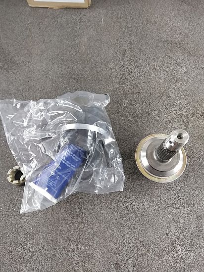 Aandrijfas gelenk voor, buiten DAIHATSU
