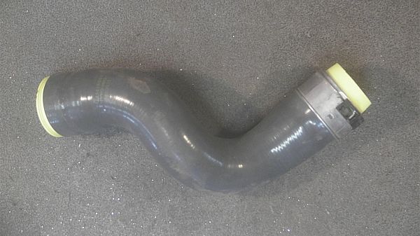 turbo / Intercooler hose / pipe RENAULT CLIO IV Grandtour (KH_)