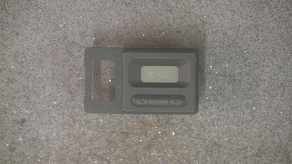 Electrical clock LAND ROVER DISCOVERY Mk II (L318)