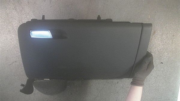 Handskerumsklap AUDI