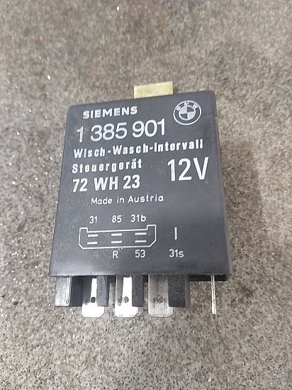 Window wiper relay