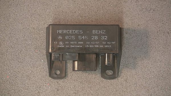 Relæ - forvarmer MERCEDES-BENZ A-CLASS (W168)