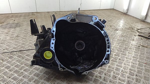 Schaltgetriebe NISSAN NOTE (E11, NE11)