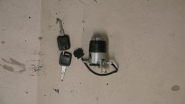 Lock cylinder AUDI 80 (8C2, B4)