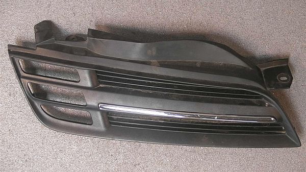 Grill / gitter NISSAN MICRA III (K12)
