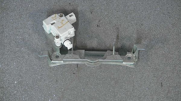 Zentralverriegelung VW POLO (9N_)