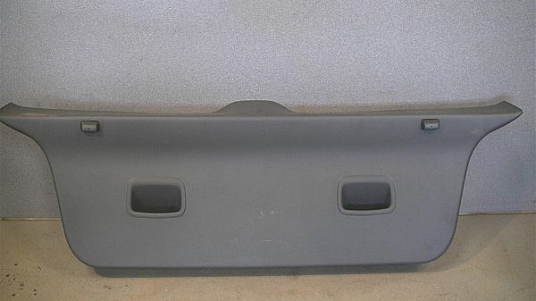 habillage du couvercle coffre arrière VW POLO (9N_)