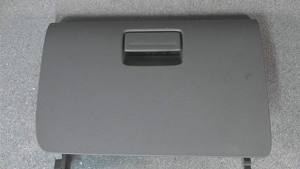 Glove compartment flap FORD FOCUS II Station Wagon (DA_, FFS, DS)