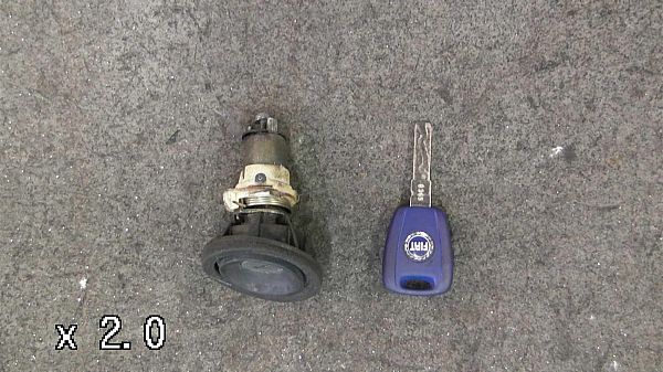 Lock cylinder FIAT PUNTO (188_)