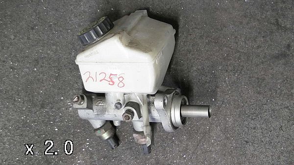 Brake - Master cylinder VOLVO XC90 I (275)