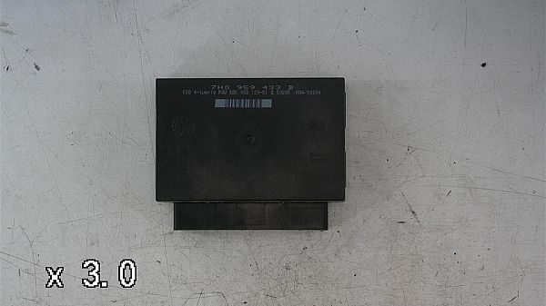 Central lock - relay VW TRANSPORTER Mk V Box (7HA, 7HH, 7EA, 7EH)