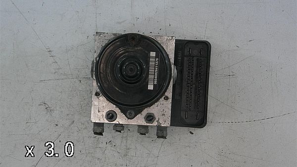 ABS - pump VOLVO C30 (533)