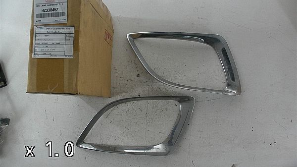 Bumper, voorbevestiging MITSUBISHI