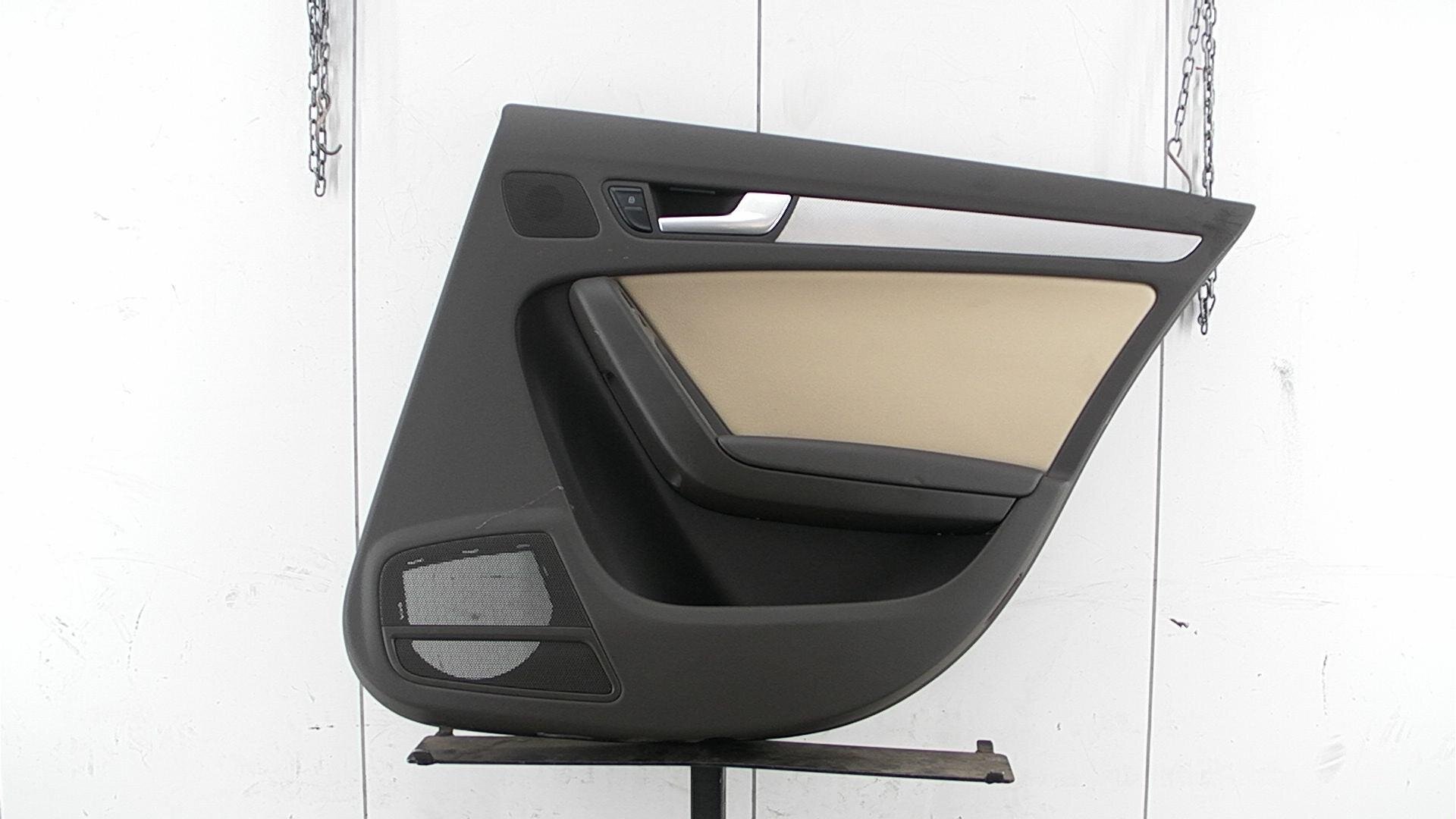 Audi A4 (8K2, B8) Side coverings 8K0 867 304 G