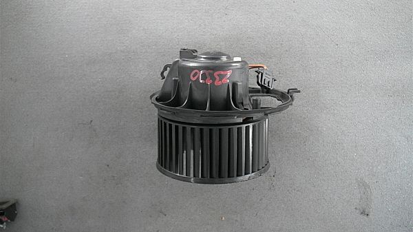 Kachel Ventilatiemotor / aanjager VW PASSAT Estate (3C5)