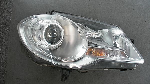 Światła / Lampy przednie VW TOURAN (1T1, 1T2)
