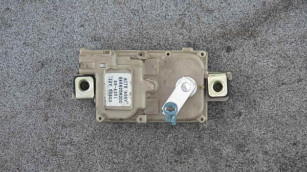 Zentralverriegelung NISSAN ALMERA Mk II (N16)