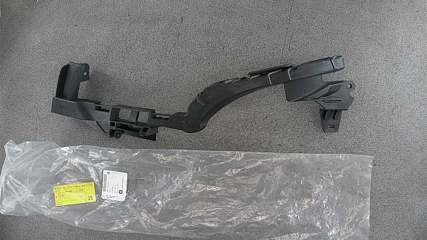 Front bumper reinforcement OPEL ZAFIRA TOURER C (P12)