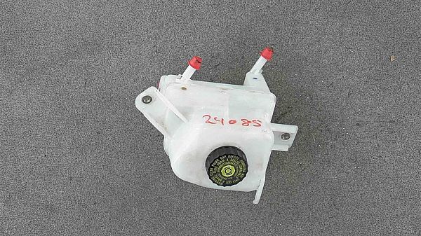 Brake - Master cylinder TOYOTA YARIS/VITZ (_P13_)