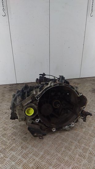 Schaltgetriebe KIA VENGA (YN)