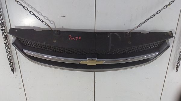 Grill / gitter CHEVROLET NUBIRA Saloon
