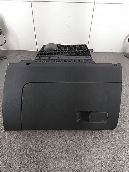 Handskerumsklap SKODA RAPID (NH3)
