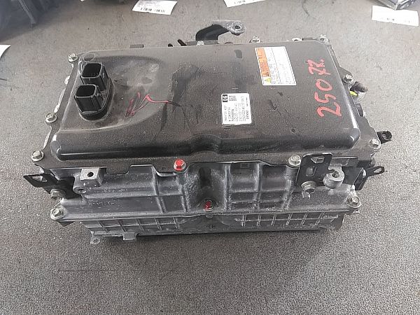 El inverter AC/DC TOYOTA RAV 4 V (_A5_, _H5_)