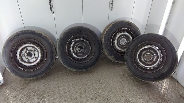 Fælge stål med dæk FORD TRANSIT CUSTOM V362 Box (FY, FZ)