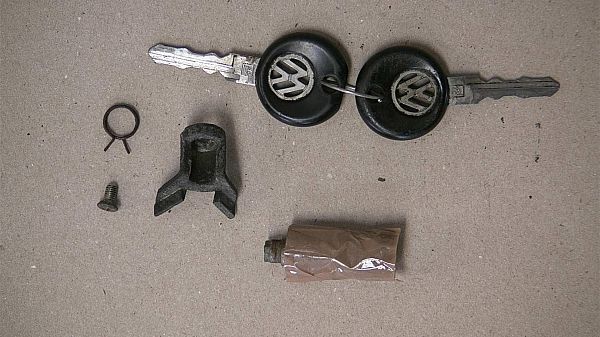 Lock cylinder VW POLO (86C, 80)