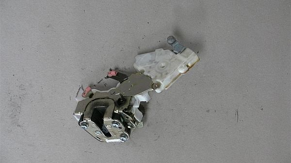 Zentralverriegelung NISSAN ALMERA Mk II (N16)