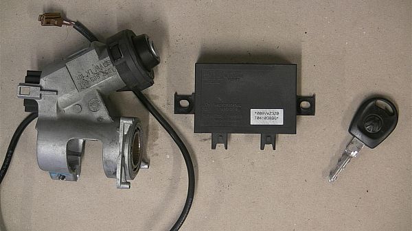 Ignition lock normal VW POLO CLASSIC (6V2)