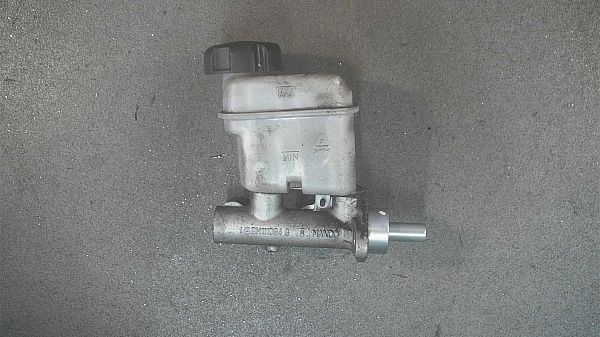 Brake - Master cylinder HYUNDAI SONATA V (NF)