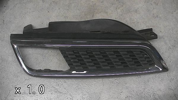 Grill / gitter NISSAN MICRA III (K12)