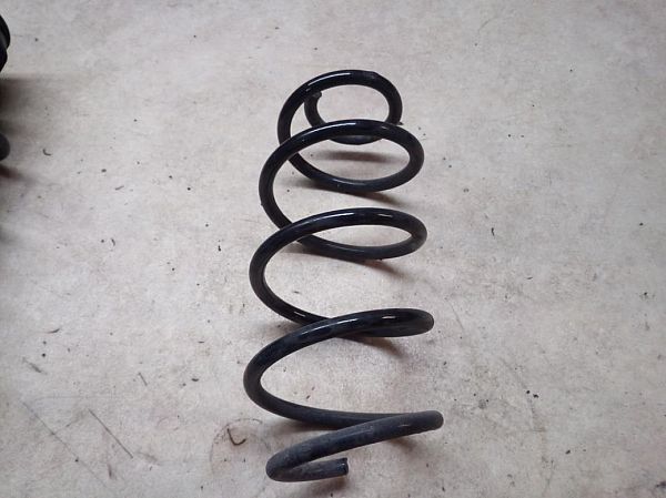 Front spring - coil right SEAT IBIZA Mk IV ST (6J8, 6P8)
