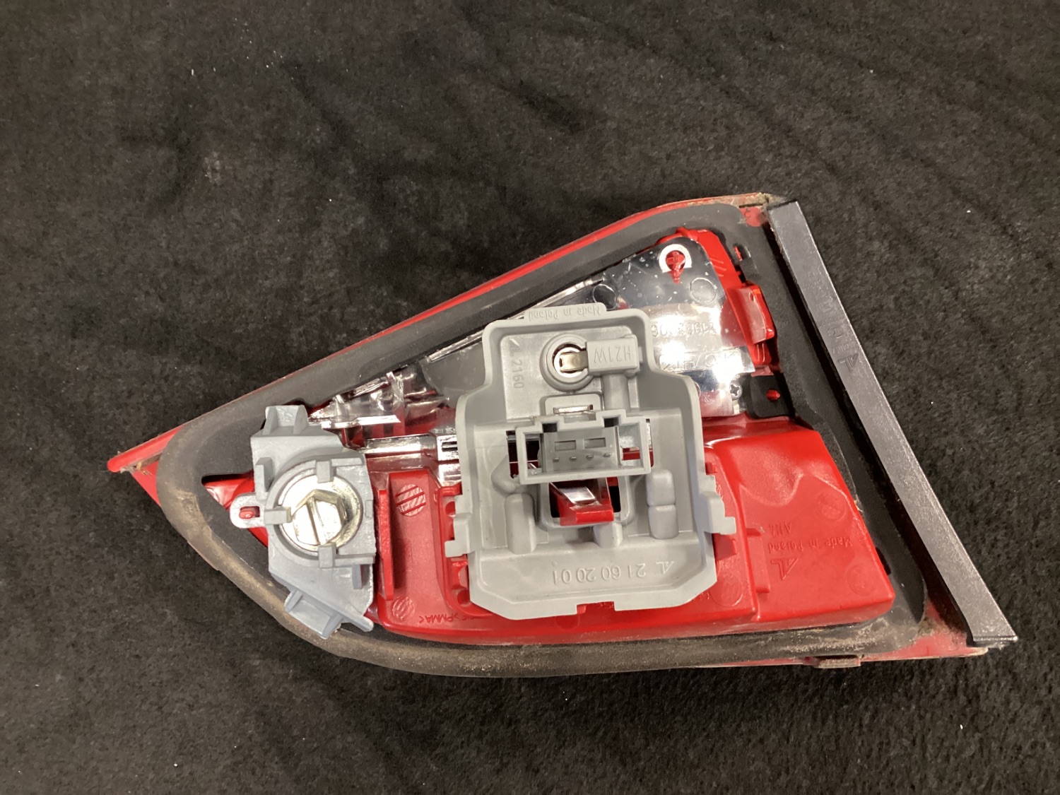 Audi A4 B8 Avant (8K5) Rear light 8K9 945 094 B - Autoparts24