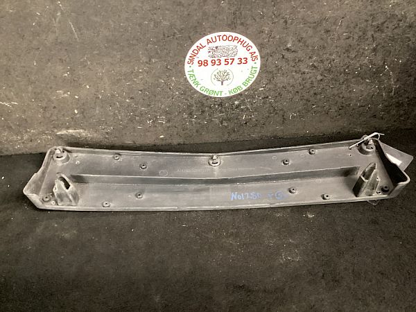 Bumper grille MERCEDES-BENZ CLA Shooting Brake (X117)