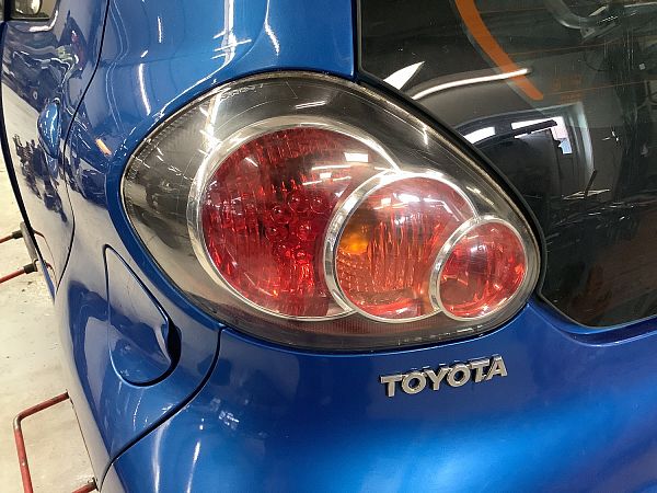 Rear light TOYOTA AYGO (_B1_)