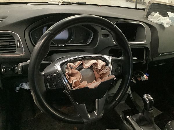 Lenkrad, der Airbag wird nicht mitgeliefert VOLVO V40 Hatchback (525, 526)