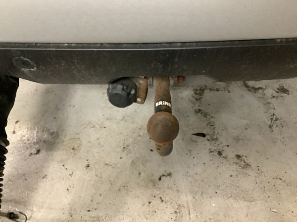 Anhængertræk DACIA DUSTER (HM_)
